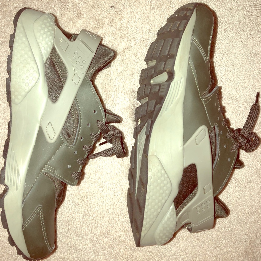 Nike Air Hurache
